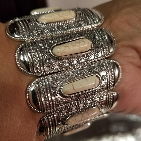 HOST PICK:  Egyptian Style Silverton bracelet - Picture 2 of 6